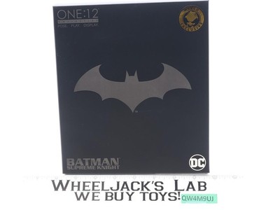 Batman Supreme Knight DC Comics 2020 Mezco One:12 6" Action Figure NEW MIB