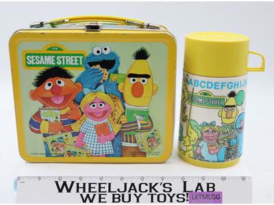 Sesame Street Metal Lunch Box W/Thermos 1979 Aladdin Industries Vintage