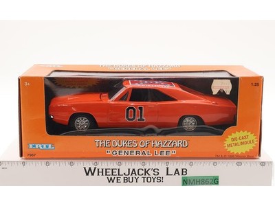 #7967 General Lee 69' Dodge Charger Die-Cast Dukes of Hazzard 1998 ERTL 1:24 NEW