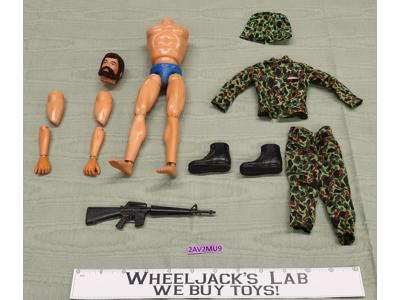 Land Adventurer Flocked Brown Hair Beard 12" GI Joe Hasbro 1975 Vintage Figure