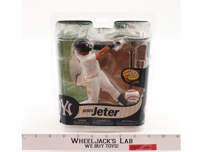 Derek Jeter MLB Series 31 Baseball 2013 McFarlane Toys Sculpture NEW Sealed