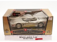 1998 Chevrolet Corvette Convertible #3326 Gold Burago 1/18 Scale Die-Cast Car