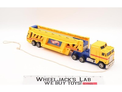 CarGo Carrier Hot Wheels 20" Semi Truck Trailer 1986 2-In-1 Transport Carry Case