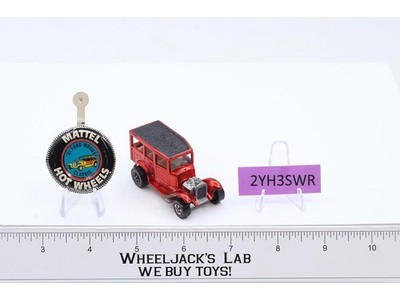 Classic 31 Ford Woody Red w/ Button Hot Wheels Mattel 1968 Redline Vintage USA