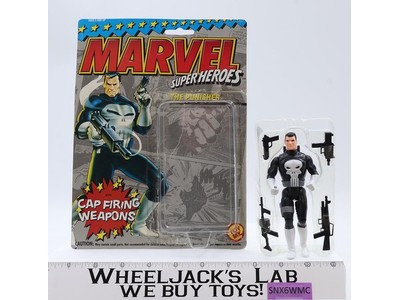 The Punisher Cap Firing Weapons W/CARD & BUBBLE COMPLETE Marvel Super Heroes