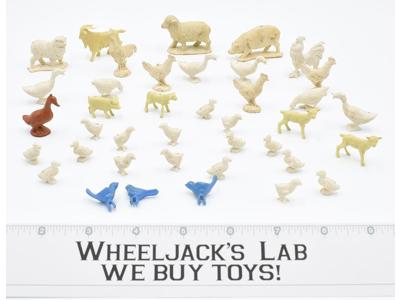 Tonka Farms Sheep Chickens Ducks Pigs Goats Birds Pasture Lot Vintage Trucks