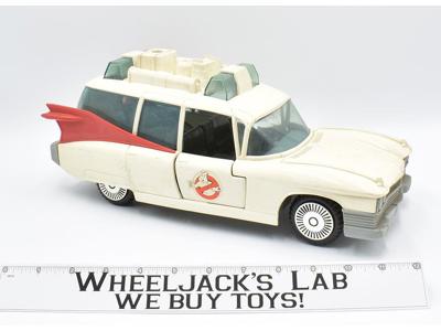 ECTO-1 1984 Kenner The Real Ghostbusters Action Figure Vehicle