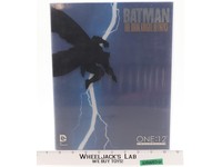Batman The Dark Knight Returns DC 2014 Mezco One:12 6" Action Figure NEW MIB