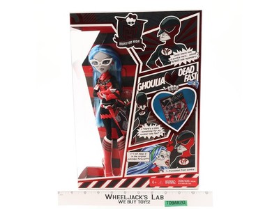 Ghoulia Yelps Dead Fast Monster High SDCC 2011 Mattel Doll NEW