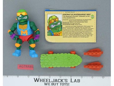 Skateboardin' Mike 100% Complete Teenage Mutant Ninja Turtles 1991 Playmates