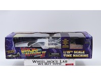Time Machine DeLorean Back to the Future Part II 30th Diamond Select NEW MIB