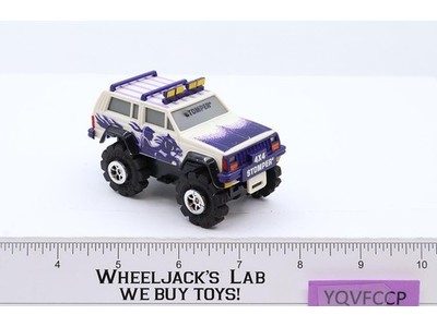 Tinco STOMPER 4x4 Jeep Cherokee Off Road White & Purple TE624D w/ Extra Tires