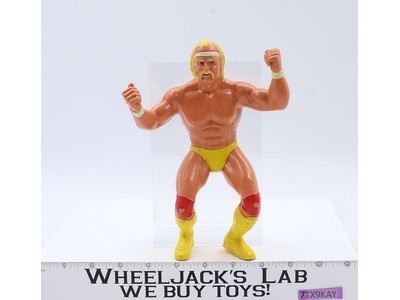 Hulk Hogan WWF 8" Wrestling Superstars 1984 LJN Titan Sports Vintage Figure