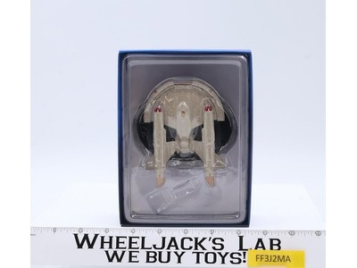 United Earth Intrepid Starship Star Trek Eaglemoss Replica Model Ship NEW MIB