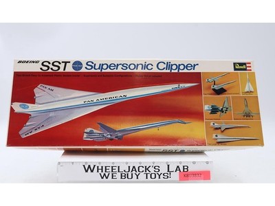 Boeing SST Panam Supersonic Clipper 1968 Revell 18" Model Kit Vintage