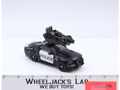 Deluxe Class Barricade Complete Transformers Dark of the Moon DOTM 2011 Hasbro