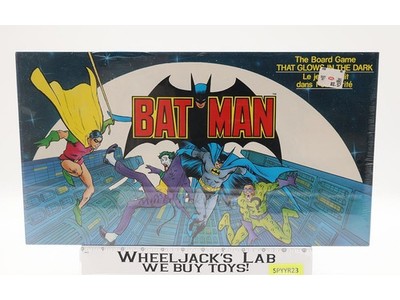 Batman The Board Game that Glows in the Dark 1989 Bates Games Inc NEW SEALED