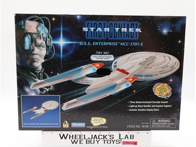 USS Enterprise NCC-1701-E Star Trek First Contact 1996 Playmates Collector's Ed.