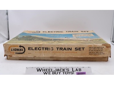 Lionel Electric Train Set 11490 5-Unit "AA" Diesel Passenger O Gauge 3-Track