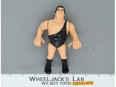 Andre The Giant 100% Complete WWF WWE Wrestling Action Figure Hasbro 1990 Action