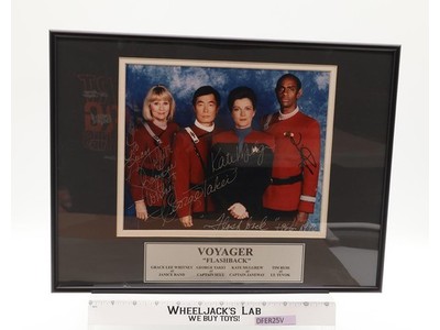 Cast of Star Voyager "Flashback" AUTOGRAPHED Photo Whitney Takei Mulgrew Russ