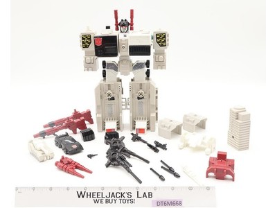 Metroplex 100% Complete Vintage 1985 G1 Transformers Hasbro Action Figure