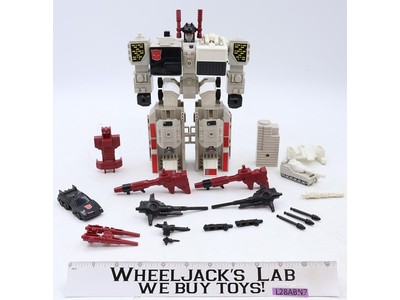 Metroplex 100% Complete Vintage 1985 G1 Transformers Hasbro Action Figure