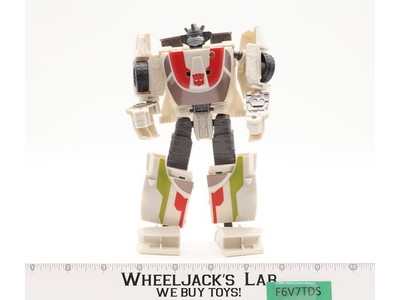 Wheeljack Transformers Authentics Hasbro Action Figure