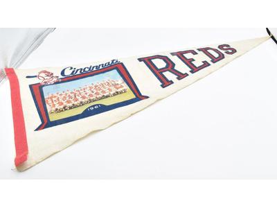 Cincinnati Reds Baseball Team Felt Pennant W/Team Photo Robinson Freese Vintage