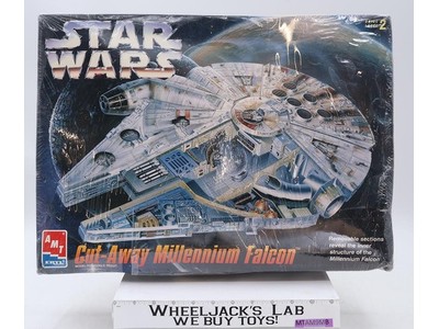 Cut-Away Millennium Falcon Star Wars 1996 AMT ERTL Model Kit NEW SEALED
