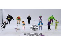 Lot of 11 Super Heroes and Villains Marvel DC Comics 1980s-90s Action Figures