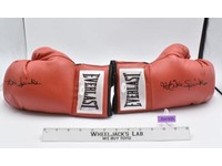 Everlast Boxing Gloves AUTOGRAPHED by Michael Spinks