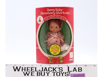 Berry Baby Strawberry Shortcake Drinks Wets 1984 Kenner Vintage Doll NEW MISB