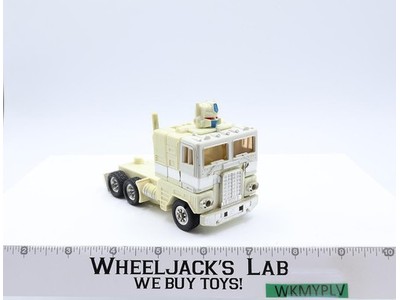 Ultra Magnus CAB ONLY 1986 G1 Transformers Freightliner COE Action Figure