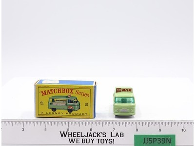 Milk Delivery Truck No. 21 Lesney Matchbox Series 1960's Made In England