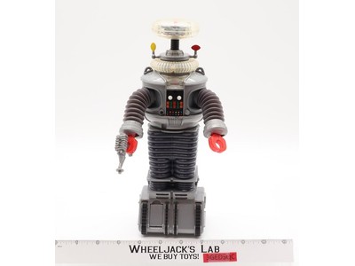 Robot B-9 Lost in Space 1997 Trendmasters Action Figure