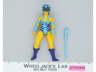 Evil Lyn He-Man MOTU 100% Complete Retro Play 2020 Action Figure
