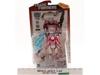 Arcee Transformers Thrilling 30th Generations 2014 Hasbro Figure NEW SEALED