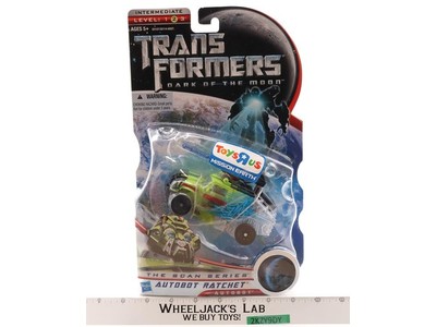 Ratchet Transformers Dark Of The Moon 2010 Hasbro Action Figure NEW SEALED