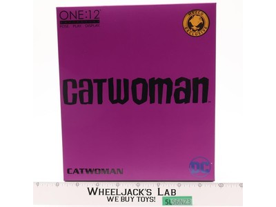 Catwoman DC Comics 2018 Mezco One:12 6" Action Figure NEW MIB