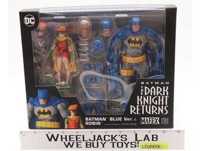 Batman Blue Ver. & Robin The Dark Knight Returns Mafex Action Figure NEW SEALED