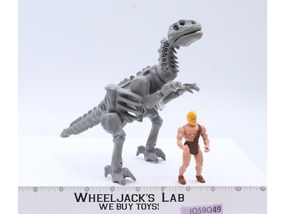 Dynacus W/ Zur 100% Complete Bone Age 1988 Kenner Vintage Action Figure