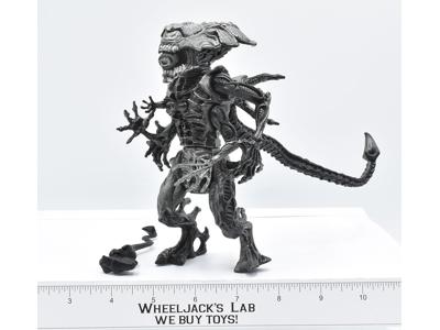 Queen Alien W/Chest Hatchling 100% Complete Aliens Kenner 1992 Action Figure