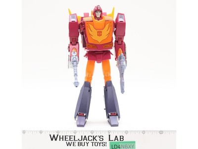 MP-28 Hot Rodimus Transformers Masterpiece 2016 Takara Tomy Figure