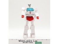 MP-30 Ratchet Transformers Masterpiece 2016 Takara Action Figure