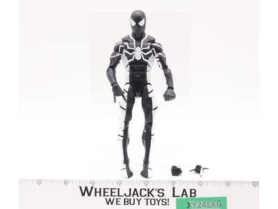 Spider-Man Marvel Future Foundations Stealth Suit Hasbro 6" Action Figure