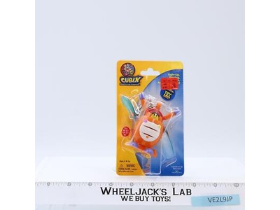 Dondon Cubix Robots for Everyone Action Keychain 2001 Trendmasters MOSC NEW