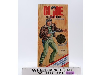 Action Pilot GI Joe Limited Edition WWII 1995 Hasbro 12" Action Figure NEW