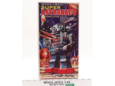 Battery Operated Rotate-O-Matic Super Astronaut W/ Box 1970s SJM Taiwan Vintage