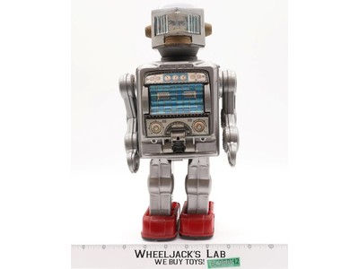 Battery Operated Rotate-O-Matic Super Astronaut Robot 1960s Horikawa Japan
